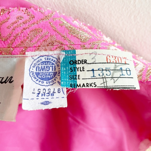 Richard Kaplan 1960s Pink Gold Metallic Thread Belted Vintage Shift Dress - Picture 13 of 16